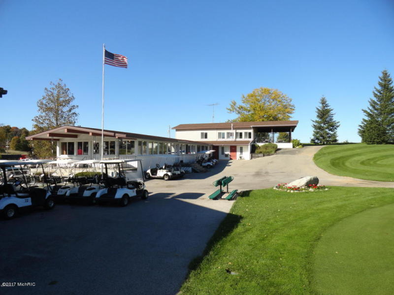 17050926 11685 Chippewa Highway Bear Lake, MI 49614 Ringel Real Estate & Auctions